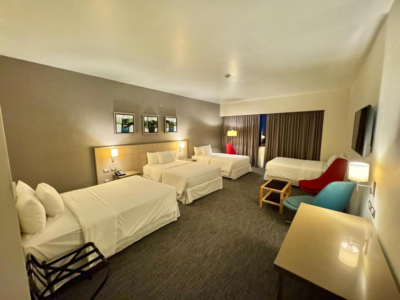 Bth Rebel Tacna Hotel Exterior photo